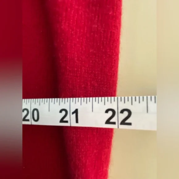 100% cashmere Sweater - Picture 9 of 9